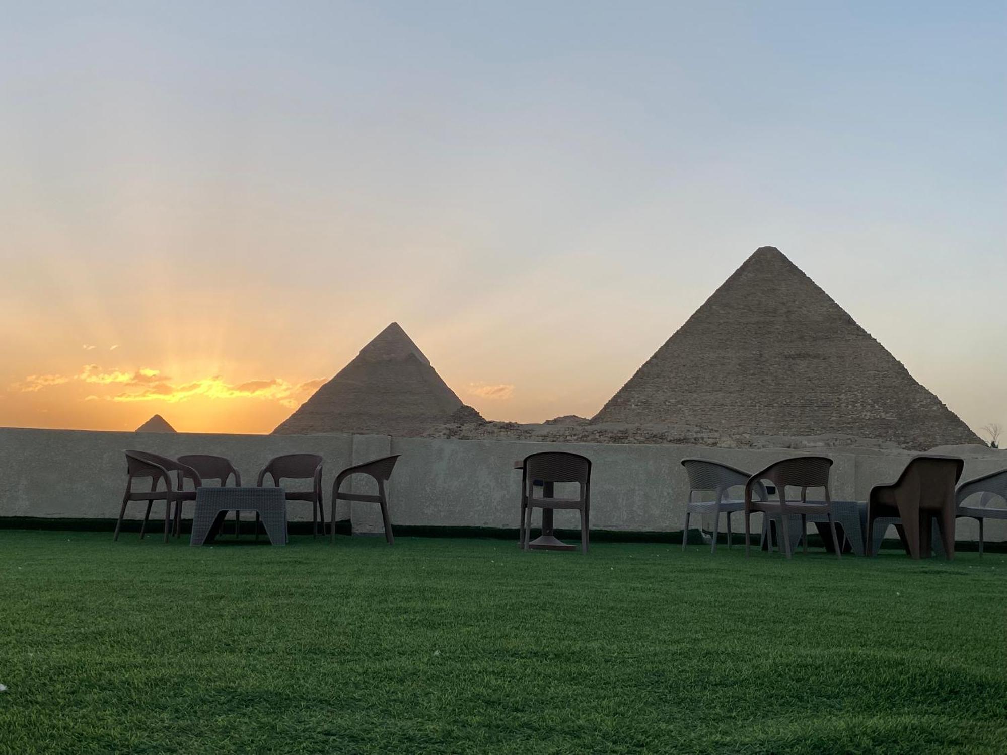 Isis Pyramids View Inn Kafret el-Gabal Exterior foto